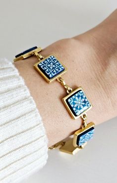 GOLD Portugal Blue Modern Tile STEEL Bracelet Small Square Azulejos Bracelet Adjustable Size Gold Bracelet Handmade Birthday Gift for Her - Etsy France Adjustable Blue Bracelets For Anniversary, Elegant Blue Bangle Charm Bracelet, Adjustable Blue Jubilee Charm Bracelet, Blue Metal Jewelry For Anniversary, Elegant Handmade Blue Charm Bracelet, Blue Jubilee Bracelet Jewelry, Blue Metal Beaded Bracelets As Gift, Elegant Adjustable Blue Gold Bracelet, Elegant Blue Adjustable Gold Bracelet