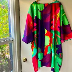 Beautiful Art-To-Wear Oversized Kaftan. According To Website, Size 1 Fits Small To Medium But It’s Oversized (See Measurements Below) And Could Probably Fit Most. By Samuel Dong Size 1 40” Pit To Pit 40” Long #Samueldong #Arttowear #Painted #Poncho #Shirtdress #Kaftan Green Vibrant Print Beach Cover-up Dress, Oversized Multicolor Printed Dresses, Oversized Multicolor Batwing Sleeve Dress, Multicolor Long Sleeve Kaftan For Daywear, Multicolor Long Sleeve Tunic For Beach Cover-up, Multicolor Silk Summer Tunic, Multicolor Oversized Tunic Dress, Oversized Multicolor Beach Cover-up Dress, Multicolor Batwing Sleeve Dress For Spring