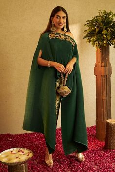 Buy Green Pleated Embroidery Floral Straight Divine Cape And Pant Set For Women by Tasuvure Indes Online at Aza Fashions. Brocade Pants, Embroidered Cape, Dress Book, Designer Party Wear Dresses, Indian Designer Outfits, Pleated Fabric, Designer Dresses Indian, Indian Fashion Dresses, Indian Outfit