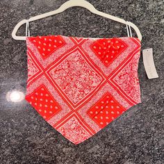 Large Crop Top Red Bandana Style Nwt Bohemian Red Bandana For Beach, Red Bandana For Festivals, Red Bohemian Bandana For Summer, Red Bohemian Bandana For Spring, Bohemian Red Bandana For Spring, Red Bandana For Summer Festivals, Red Casual Bandana For Summer, Red Summer Festival Bandana, Casual Red Bandana For Summer