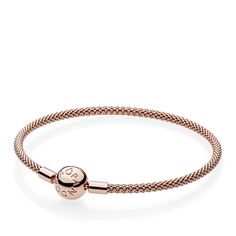 Start your next charm collection with this stylish Pandora Moments Mesh Bracelet with a textured finish. The 14K rose gold-plated bracelet's woven mesh is perfect for adding contrast to layered looks and makes for effortless everyday styling. Wear yours solo or stack with other charm bracelets, adding favorite charms to suit your mood. Pandora Rose, Bracelet Pandora, Charm Collection, Mesh Bracelet, Gold Plated Bracelets, Pandora Bracelets, Layered Look, Charm Bracelets, Rose Gold Plates