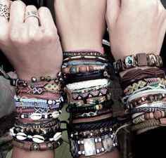 Boho Bracelets Diy, Bracelets Boho, Grunge Jewelry, Trendy Diy, Thread Bracelets