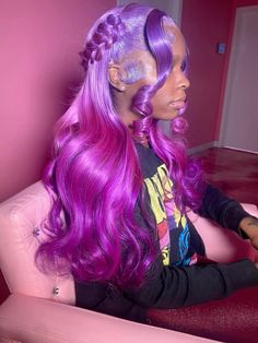 #purplehair #purple #hairstyles #wiginstall Wockesha Purple Wig, Honey Blonde And Purple Hair, Purple Hair Blonde Highlights, Pink Purple Ombre Hair, Purple Braids Hairstyles, Purple Hairstyles For Black Women, Platinum Purple Hair, Metallic Purple Hair