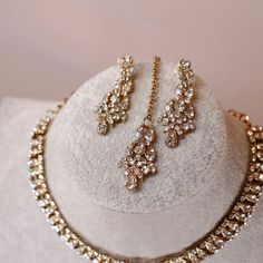 Slim Antique gold and crystal Freda necklace set. Necklaces adjustable to fit. Includes lightweight  1 inch length Earrings and small elegant tikka. Ready to ship with gift box. Bridal Survival Kit, Bangle Box, Bridal Choker, Bridal Necklace Set, Bridal Bangles, Jhumka Earrings, Mala Necklace, Flower Accessories, Bangle Set