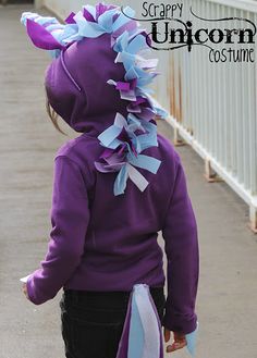 FOR KAILEY!!! NO SEW - DIY - AND REUSE THE HOODIE! Animal Costumes Diy, Diy Halloween Costumes For Girls, Cute Diy Crafts, Diy Fantasia, Hoodie Base, Meme Costume, Mythical Beings, Horse Costumes