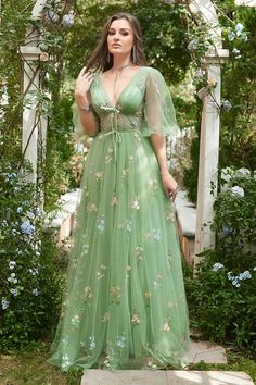 Prom Dress With Short Sleeves, Dress Lavender, Floral Dress Formal, A Line Evening Dress, Plus Size Prom, Dress With Short Sleeves, فستان سهرة, A Line Prom Dresses, Sophisticated Dress