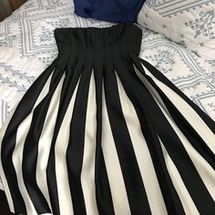 Beautiful Black And White Cocktail Dress. Size 2. Only Worn Once. Minor Yellowing On The Inner Hem. Black And White Cocktail Dress, Black And White Cocktail Dresses, Black And White Cocktail, Dresses Black And White, White Cocktail, White Cocktail Dress, Bcbgmaxazria Dresses, Dresses Black, Strapless Dress