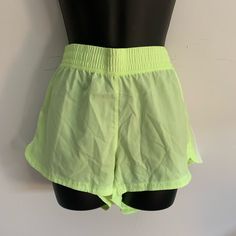 Adjustable Never Worn Size Xl Solid Workout Shorts For Summer, Green Athletic Shorts For Beach, Green Beach Athletic Shorts, Lightweight Summer Shorts For Vacation, Lightweight Summer-ready Shorts For Vacation, Lightweight Casual Bottoms For Vacation, Casual Lightweight Bottoms For Vacation, Lightweight Relaxed Fit Shorts For Spring, Adidas Athleisure Shorts For Spring