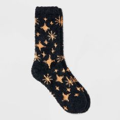 Wrap your feet in warmth and comfort with the Women's Stars Cozy Crew Socks - Auden™ 4-10. These soft, snug socks feature a playful star pattern that adds a fun touch to your loungewear. Perfect for chilly days or relaxing at home, they’re made to keep your feet warm all day long. With a comfy fit and a bit of flair, these socks are a cozy essential for your wardrobe. Auden™: Fit for you in every way. Fox Socks, Silly Socks, Star Pattern, Socks And Hosiery, Comfy Fits, Gold Stars, Look Cool, Socks Women, Crew Socks