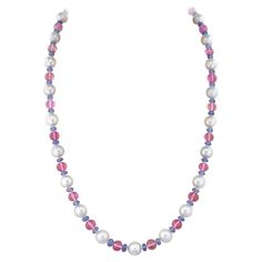 South Sea pearls necklace with 24 pink beads sapphires 173.38 cts, 48 beads sapphires 94.94 cts with 18kt white gold clasp