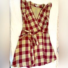 Madewell Gingham Wrap Dress. Never Worn! Fits Short As It Is A Petite Size. Good Weight With Lining. Bow Is A Good Length, Much Cuter When Actually On. Gingham Plaid V-neck Dress For Brunch, Gingham Plaid V-neck Dress For Picnic, Gingham Plaid V-neck Dress For Day Out, V-neck Gingham Plaid Dress For Picnic, Gingham Plaid Dress With V-neck For Day Out, V-neck Gingham Plaid Dress For Day Out, Cotton Plaid V-neck Dress For Picnic, Cotton Plaid Short Sleeve Dress For Brunch, Cotton Plaid Dress For Brunch With Short Sleeves