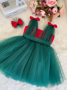 custom handmade dresses for your baby. Made with tulle. It is prepared with a soft cotton lining. It has a zipper on the back, very easy and comfortable to wear. 👉🏻You can leave a message for more questions 👉🏻It is a handmade dress that you can measure and customize. Very dense layers of tulle are used, very fluffy, personalized color options are available, you can customize it ✈️Delivered to many countries within 1-5 days by express shipping 💝 1 Year Baby Girl Dresses, Baby Party Wear Dress, Dress New Year, New Year Dress, Emerald Dress, New Year Photo, Party New Year, Kids Dress Collection, Emerald Dresses