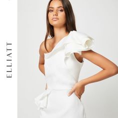 Elliatt Ezra Mini Dress Size L Nwt - One Shoulder Mini Dress - White - Statement Ruffle Detailing - Ruffle Splicing To Waistline. - Concealed Back Zip Closure - 100% Polyester; Lining - Poly/Spandex - Approx Measurements: 17" Pit To Pit, 15" Waist, 34" Length **Also Shown In Blue To See Details** Elegant White One-shoulder Mini Dress, White One-shoulder Cocktail Dress, White One-shoulder Maxi Dress For Date Night, White Ruffled Sheath Dress, White Sheath Dress With Ruffles, Elegant One-shoulder Mini Dress For Brunch, White Ruffled Maxi Dress For Cocktail, Side Cutout Dress, One Shoulder Mini Dress