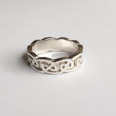 This silver Celtic ring is completely handmade and cut off. The ring size is ø 18.5 mm. The width of the shin (tyre) is 6.5 mm and is 2 mm thick. Silver Celtic Rings, Celtic Ring, The Shins, Solitaire Rings, Celtic Rings, Solitaire Ring, Cut Off, The Netherlands, Favorite Jewelry