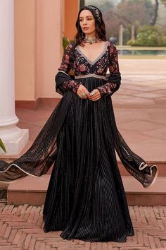 Black anarkali with floral and stripe patterns and sequin embellishments. Comes with scalloped border dupatta. - Aza Fashions Anarkali With Dupatta, Black Anarkali, Embroidered Anarkali, Indian Embroidery, Woman Standing, Anarkali, How To Feel Beautiful, Aza Fashion, Full Sleeve