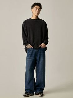 Oversized Dark Wash Jeans With Five Pockets, Urban Style Oversized Washed Jeans, Urban Oversized Washed Jeans, Oversized Washed Urban Jeans, Oversized Dark Wash Jeans For Fall, Urban Style Medium Wash Relaxed Fit Jeans, Urban Oversized Denim Blue Jeans, Urban Style Oversized Medium Wash Jeans, Urban Oversized Medium Wash Jeans