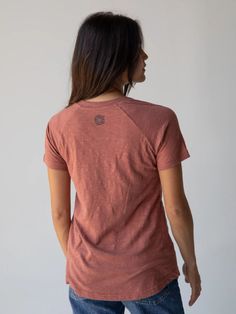 It's relaxed fit is sooo soft and comfy... perfect for everyday! Relaxed Summer T-shirt For Relaxation, Relaxed T-shirt For Summer Relaxation, Casual Raglan Sleeve T-shirt For Everyday, Relaxed Fit Tops With Shirttail Hem, Relaxed Fit Top With Shirttail Hem, Relaxed Fit Shirttail Hem Top, Effortless Relaxed Fit Top With Shirttail Hem, Relaxed Soft-washed T-shirt With Shirttail Hem, Effortless Everyday Crew Neck Tops