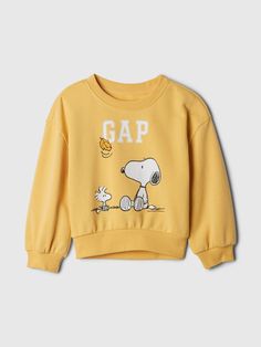 Soft cotton-blend graphic sweatshirt.  Crewneck.  Long sleeves.  Banded hem.  Peanuts graphic and Gap logo at front.  Straight, easy fit.  Hits at the hip.  Sizes range from baby to toddler. Gap Relaxed Fit Sweatshirt With Ribbed Cuffs, Gap Relaxed Fit Sweatshirt, Gap Cotton Tops With Character Print, Gap Cotton Crew Neck Sweatshirt, Gap Cotton Sweatshirt For Fall, Gap Long Sleeve Sweatshirt With Ribbed Cuffs, Gap Cotton Top With Cartoon Print, Gap Long Sleeve Top With Letter Print, Gap Sweatshirt With Letter Print For Streetwear