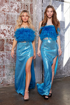 Strapless Contrast Sequin Prom Dress, Strapless Mini Dress With Contrast Sequin For Prom, Blue Prom Dress With Feathers, Strapless Club Dress With Feathers, Blue Strapless Sequin Dress, Glamorous Style, Prom Season, Stunning Prom Dresses, A Night To Remember, Perfect Prom Dress