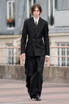 Male Prom Outfits 2023, Couture Suits Men, Runway Suits Men, High Fashion Suits Men, Runway Outfits Men, Graduation Fits For Men, Prom Outfit Men, Elegant Male Outfit, Runway Fashion Men