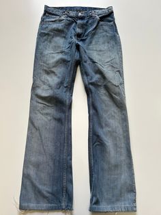 Mens Levi Levis Strauss 507 Jean  1990s vintage  Slim Bootcut Fit Zip Fly  Straight Leg Mid Stonewash Blue Waist 32 inch Leg Length 31 inch 'Measurements are exact measurement of garmet' 'Due to the vintage nature of the jean slight marks/stains may be present. Please check photos for more details' Item in excellent condition Men’s Bootcut Jeans, Bootcut Jeans Men, Levis 507, Stonewash Jeans, Levis Strauss, Mens Bootcut Jeans, Y2k Men, Jeans Y2k, Uniform Fashion