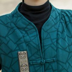 One Size: length 112cm, bust 106cm, shoulder 40cm, sleeve 58cm, cuff 28cm. Notes:Error within 3cm due to manual measurement (Unit: cm, 1 inch = 2.54 cm, 1 cm = 0.39 inch) Green Stand Collar Top With Buttons, Fall Patchwork Stand Collar Top, Fall Patchwork Top With Stand Collar, Green Patchwork Tops For Workwear, Green Patchwork Tops For Work, Green Stand Collar Top For Fall, Green Buttoned Top For Winter, Green Stand Collar Tops For Fall, Green Winter Top With Buttons