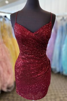 Hollywood Themed Homecoming Dresses, Burgundy Hoco Dress, Grade Dresses, Maroon Homecoming Dress, Red Hoco Dress, Hoco 2023, Senior Hoco, Tight Homecoming Dress, Hoco Ideas