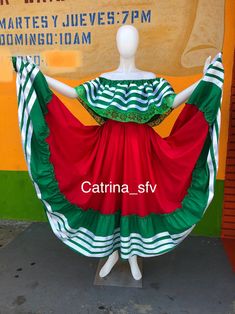 Skirt suit and blouse in green white and red with slats perfect for any national event the material is poplin polyester and cotton the suits are medium size the skirt measures 90 centimeters and the large one measures 100 cm from the waist to below one meter long the skirts adapt from the width either small size to the large size Mexican Skirt, Mexican Skirts, Mexican Dress, Mexican Party, Mexican Dresses, Handmade Dress, Dress Handmade, Skirt And Blouse, Skirt Fits