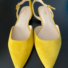 Brand New Nine West Sling Back Flats, Pointed Toe With Gold Hardware. Adjustable Straps. Yellow Pointed Toe Slingback Pumps For Spring, Yellow Pointed Toe Slingback Pumps For Summer, Yellow Slingback Pumps For Spring, Spring Yellow Slingback Pumps, Yellow Ankle Strap Slingback Pumps For Spring, Chic Yellow Slingback Pumps For Summer, Chic Yellow Slingback Pumps For Spring, Casual Yellow Sandals With Pointed Toe, Casual Yellow Pointed Toe Sandals