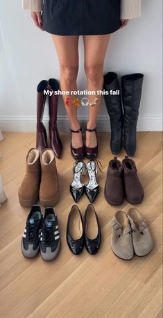 Shoes For Autumn 2024, Shoe Rotation Aesthetic, Fall Shoe Essentials, Fall Shoe Aesthetic, Cute Shoes For Fall, Autumn Shoes Aesthetic, 2025 Shoes Trends Women, Shoes For Fall 2024, Fall Shoes Aesthetic