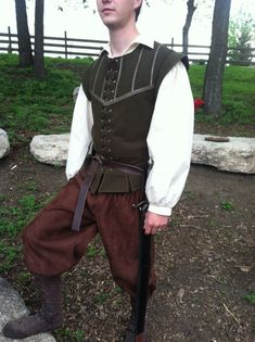 1500s Mens Fashion, Mens Garb, Medieval Clothes, Fair Outfits, Lucet, Fest Outfits, Larp Costume