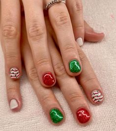 Red, Green, White, and Christmas Tree Cake. Christmas Tree Cake Nail Art, Little Debbie Nails, Little Debbie Christmas Tree Cake Nails, Fall Themed Nails Short, Little Debbie Christmas Tree Nails, Christmas Tree Cake Nails, Christmas Nails Gel Short Simple, Cake Nails, Short Christmas Nails