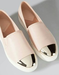 Sport Shoes Women, Dream Shoes, Beautiful Shoes, Slip Ons, Nice Shoes