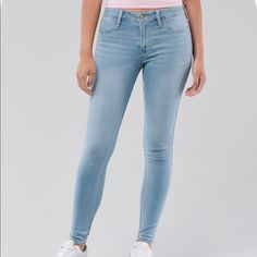 Never Worn, Light Wash Jeans. Perfect Condition, Great Quality! Trendy Light Wash Jeggings For Spring, Light Wash Stretch Jeggings For Spring, Light Wash Casual Jeggings For Spring, Casual Light Wash Jeggings For Spring, Low Rise Jean, Jeans Hollister, Black Jeggings, Jean Jeggings, Medium Wash Jeans