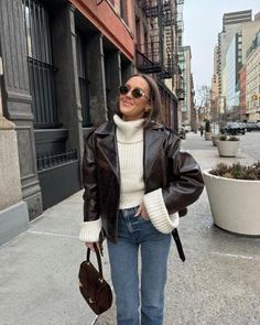 6 Elevated Ways I'm Wearing My Jeans This Fall Emma Leger Style, Christmas In The City Outfit, Emma Leger Outfits, Nyc Winter Outfits Street Style 2024, Winter City Outfits Cold Weather, Brown Leather Jacket Outfit Winter, Winter Nyc Outfits Cold Weather, Nyc Christmas Outfit, Emma Leger