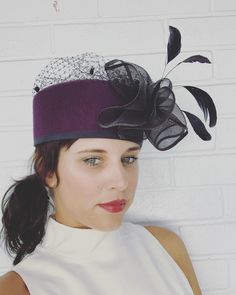 Stunning vintage hat from the 50's or 60's (I haven't found anything super old from this brand, but it is definitely pretty old and also the style of the 60s, this brand had a straw hat line in the 80s, but that is a different line than the Miami tags). Stiff wool felt, in a deep eggplant purple color. Contrast black large, stiff mesh bow. Black, see-through netting with polka dots. I do think the mesh is meant to sit on top and not pull across the face like some fascinators. Classic square pill Pillbox Fascinator, 60s Vintage Fashion, 1960s Hats, Style Année 60, Large Brim Hat, Mesh Bows, Types Of Hats, Feather Fascinator, Feather Fascinators