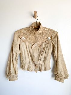 Blouse High Neck, Silk Lace, Fabric Silk, Pin Tucks, Lace Blouse, Silk Blouse, Fur Coat, High Neck, Silk