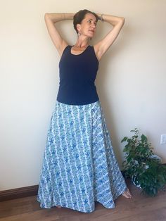 Beautiful, full-length wrap skirt with belt. Elegant and classy. White, green and blue floral block print. Length is 41.4 inches. One size. Triangle Skirt, White Wrap Skirt, Long Cotton Skirt, White Cotton Skirt, Patchwork Kimono, White Floral Skirt, Embroidery Skirt, Cotton Midi Skirt, Kurta Dress