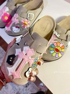 #custom #customsneakers #birkenstock #clogs #cool #trending Marni Slides, Dark Sneakers, Sneaker Charms, Fuzzy Shoes, Sneakers Aesthetic, Simple Clothes, Fuzzy Slides, Birkenstock Clogs, Tasman Slippers