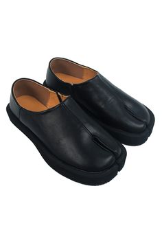 black tabi flats, tabi platform loafers, black leather shoes, preppy shoes style boogzel clothing Modern Leather Slip-on Shoes With Vibram Sole, Modern Slip-on Leather Shoes With Vibram Sole, Slip-on Leather Shoes With Vibram Sole, Tabi Flats, Shoes Platform Boots, Shoes Preppy, Find Aesthetic, Tabi Boots, Preppy Shoes