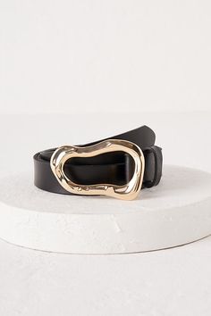 Buckle up: Trend alert is full speed ahead! Featuring statement hardware and classic leather, this belt takes your style from 0 to 100. | Structural Buckle Belt by Anthropologie in Black, Women's, Size: Medium, Leather/Metal Trendy Items 2024, Full Black Outfits For Women, Statement Belt Outfit, Belt Outfits For Women, Belts Outfits, Black Belt Outfit, Thick Belts, Cute Belts, Unique Belts