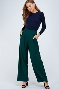 Blue Wide Leg Pants Outfit, Green Fashion Outfits, Navy Wide Leg Pants, Forest Green Pants, Hunter Green Pants, Navy Blue Outfit, Green Pants Outfit, Wide Leg Pants Outfits, Fall Transition Outfits