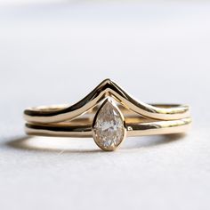 Chevron Ring Diamond, Chevron Wedding Ring, Pear Cut Ring, Moissanite Ring Set, Stacked Wedding Rings, Pear Shaped Ring, Rings Metal, Pear Ring, Two Rings