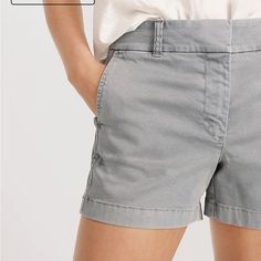 J Crew 4" Stretch Chino Short. Storm Grey. Size 00. New With Tags. Mid-rise Workwear Shorts For Summer, Spring Workwear Bermuda Shorts With 5-inch Inseam, Cotton Mid-rise Shorts For Workwear, Chic Clothing Style, Bermuda Shorts Women, Parisian Chic Style, Storm Grey, Styles Women, J Crew Style