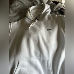 White Nike Hood In New Condition Size Men’s Xxl Has Never Been Worn Since Being Purchased In 2021 And Has Been Closet Kept Since Purchased. Nike Cotton Hoodie For Outdoor, Nike Cotton Sweatshirt For Outdoor, Nike Casual Outdoor Hoodie, Nike Hoodie For Streetwear, Nike Solid Color Hoodie For Streetwear, Solid Color Nike Hoodie For Streetwear, Nike Casual Outdoor Sweatshirt, Nike Cotton Hoodie Outerwear, Nike White Hoodie With Adjustable Hood