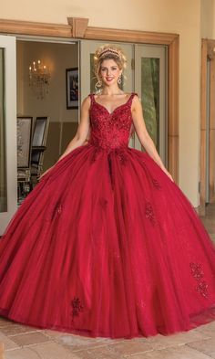 Long a-line quinceanera ball gown with sweetheart neckline and sheer cape. V Shape Cut, Basque Waist, Dama Dresses, Long Cape, Quince Dress, Dresses Quinceanera, Body Measurement, Full Length Skirts, Sleeveless Gown