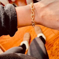 Chic, bold and beautiful.Perfect on its own or layered with other bracelets.Item Details:• This listing is for ONE(1) bracelet.• All metal components are 14k gold filled.• Chain wIdth - Approx 9.5x5mmFitted chain bracelet - no extender. Wrist Measurement:1. Wrap a sewing tape measure around your wrist. measure that length with a ruler.2. Round up to the nearest half-inch, so that the bracelet has room to move around. For example, my wrist is 6.25". I round up half an inch to 6.5", and that's my Everyday Gold-tone Paperclip Jubilee Bracelet, Gold-tone Paperclip Jubilee Bracelet For Everyday, Everyday Gold Metal Bracelet With Lobster Clasp, Gold-tone Oval Link Bracelet For Everyday, Gold Charm Bracelet For Everyday, Everyday Gold-tone Paperclip Bracelet With Lobster Clasp, Everyday Gold-tone Bracelet With Lobster Clasp, Everyday Gold-tone Oval Link Bracelet, Gold Charm Bracelet With Solid Links For Everyday