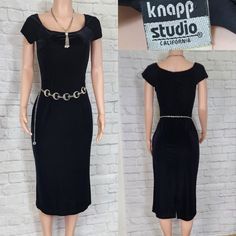 Classic 90s minimalist stretch velvet dress, short cap sleeves, slip on style. Midi length Size M Bust 35 Waist 29 Hip 36 Shoulder to hem 48 Dress only, accessories available in other listings. allow room to fit no stretch, letter sizes are only an estimate based on sizing trends at the time of this listing. Always check YOUR measurements before purchase. Black Fitted Knee-length Velvet Dress, Fitted Velvet Summer Dress, Vintage Fitted Velvet Dress, Fitted Vintage Velvet Dress, Black Velvet Bodycon Dress, Stretch Velvet Dress, Velvet Dress Short, Velvet Bodycon Dress, Chain Belts