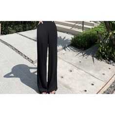 Halter Plain Cutout Loose Fit Jumpsuit Size S M L XL Total Length Bust Waist 135 82 64 136 86 68 137 90 72 138 94 76 measurement is cm.Product Information Material: 100% Polyester Color: Black Loose Fit Jumpsuit, New Instagram, Kawaii Fashion, Loose Fitting, Jumpsuit, Black, Color