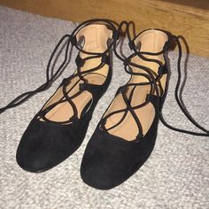 Suede Black Flats With Strings To Tie Around Legs. Brand New Never Worn Black Lace-up Flats For Fall, Casual Black Lace-up Flats, Black Low-top Flats For Spring, Black Medium Width Flats For Fall, Tie Up Flats, June 2024, Flat Color, Black Flats, Black Tie